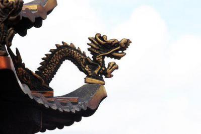 Pagode chinoise dragon